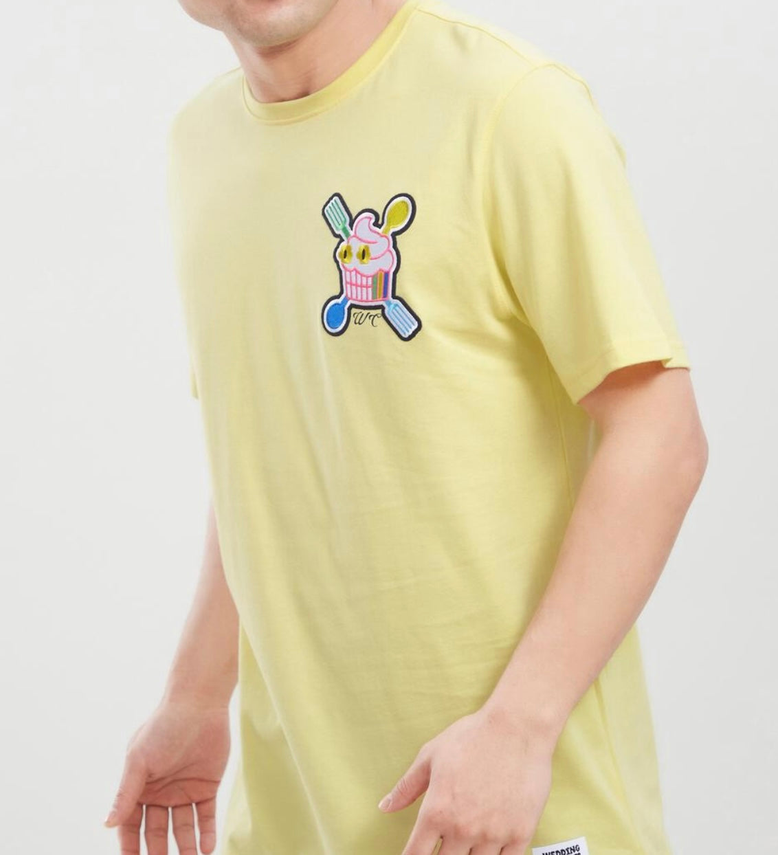 Wedding Cake - CAKE FLY SS TEE WC1970136