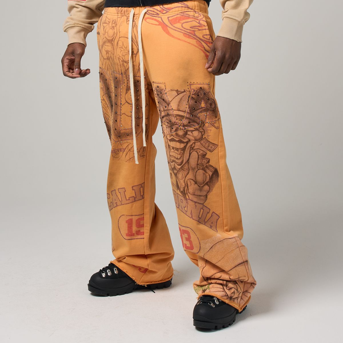 Duaa - Coral Sweat Pants