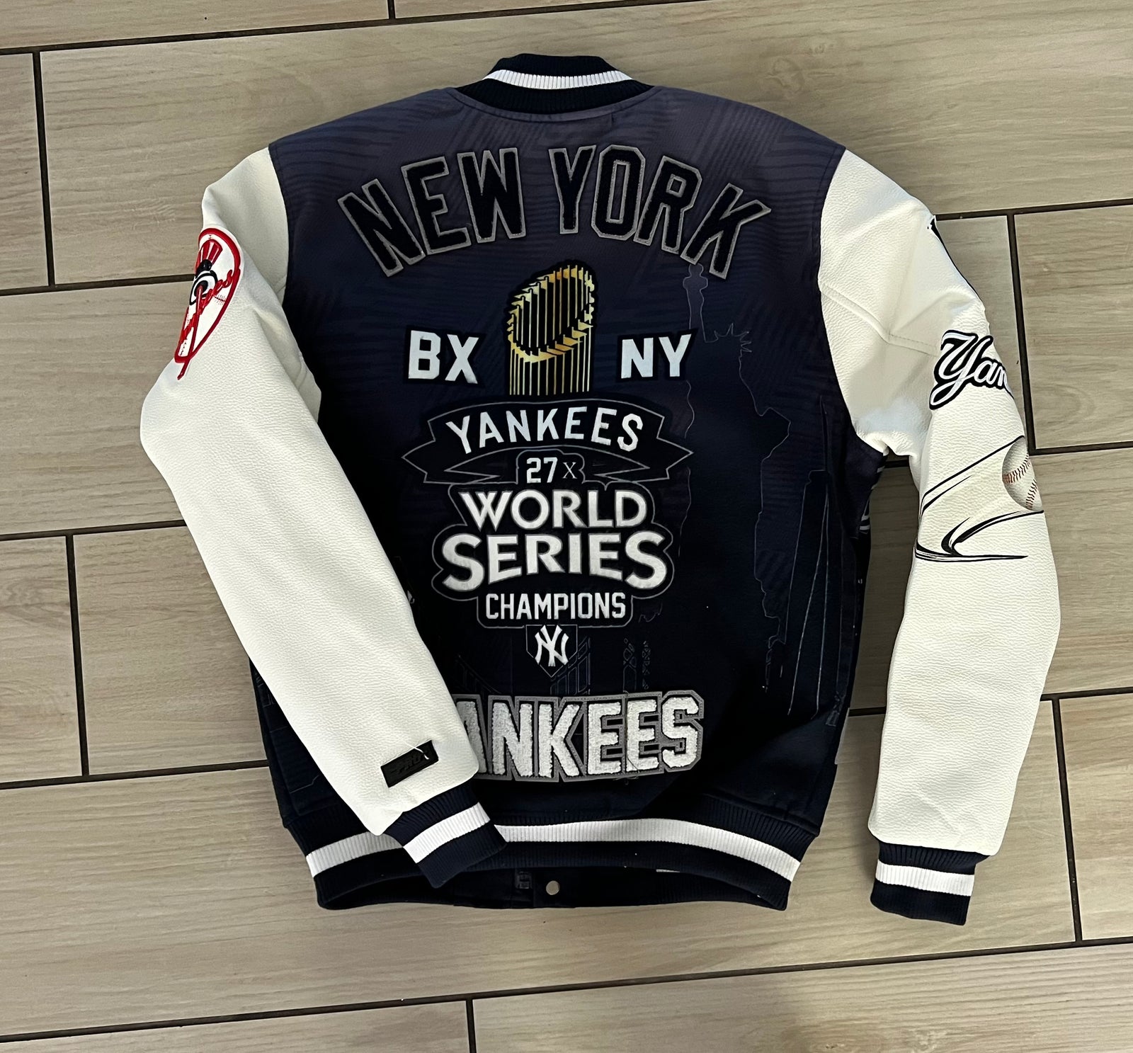 【New York Yankees】　ライトアウター　XL Color-Block 27X World Series New York Yankees Varsity Jacket