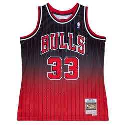 Mitchell & Ness - Pippen / Bulls Jersey